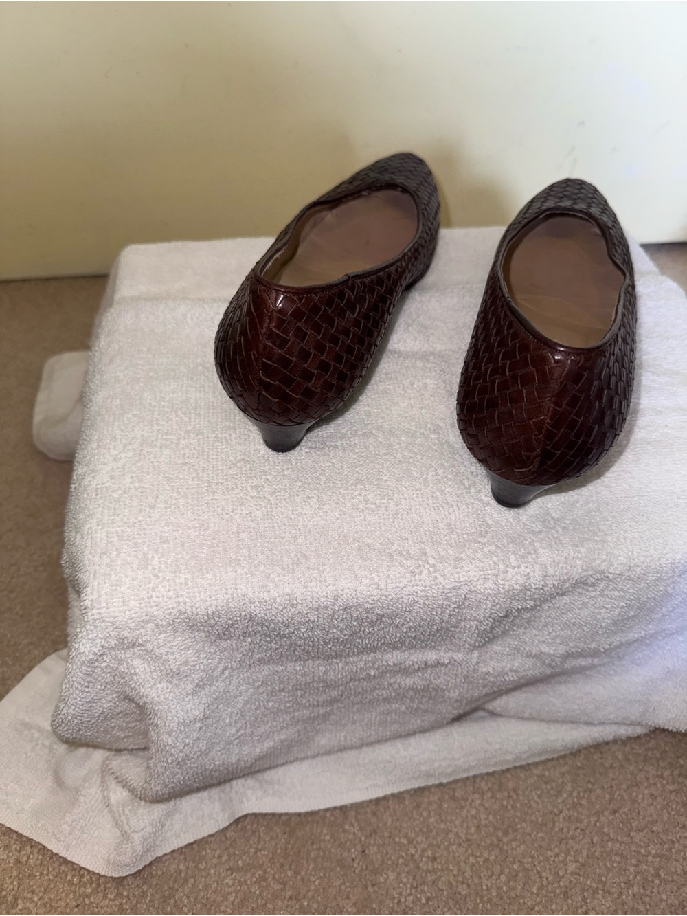 Cole Haan Dark Brown Woven Leather Low Heels - Picture 4 of 6